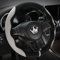 HighnessHwoo Luxuriöser Suede Auto Lenkradbezug, Komfort Lenkradabdeckung, weiches Leder, gepolsterte Räderabdeckung für F150, Jeep Van, dünne Auto Griff Abdeckungen, Universelle, 39-41cm, Grau