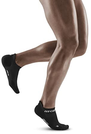 CEP THE RUN NO SHOW LAUFSOCKEN HERREN – extra kurze Laufsocken mit rutschfestem Sitz, Smart Dry Material und passgenauer Form – Kompressionssocken für Training und Wettkampf – Schwarz/L