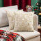 MIULEE 2er Set Weihnachten Wolle Kissenbezüge Dekokissen Polyster Sofakissen Dreieck Weich Couchkissen Kissenbezug Zierkissenbezug mit Verstecktem Reißverschluss für Wohnzimmer Milchweiß 40x40cm