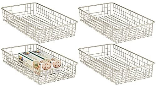 mDesign Allzweckkorb – der flexible Aufbewahrungskorb – kompakter Drahtkorb mit Griffen – universelle Gitterbox – Farbe: Satin