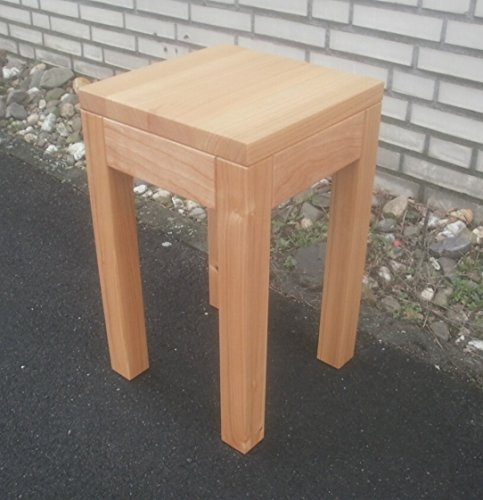 Martin Weddeling Beistelltisch Holztisch Kirschbaum massiv. Maße : 30x30x45cm hoch. Massanfertigung.