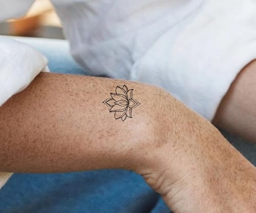Lotus Fineline - Forever Never® | Temporäre Tattoos für Erwachsene - Hält bis zu 2 Wochen | vegan, wasserfest, EU-zertifiziert