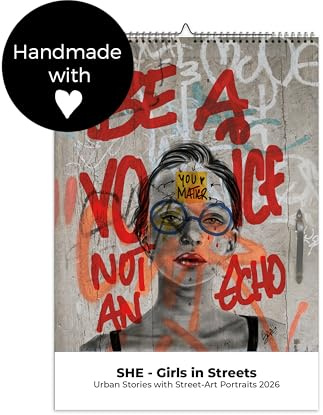 „SHE – Girls in Streets | Urban Art Kalender 2026 mit Frauenportraits & Empowerment Sprüchen | Street Art Kunstkalender