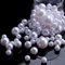 YIEUR 99 Stück Perlen groß Weiß, 10/15/20/25mm gemischte Bastelperlen mit Loch zum Basteln, Lose Kunst pearl Acryl perlenhochzeit für Armbänder Hallskette Deko Handwerk Schmuckherstellung (weiß)