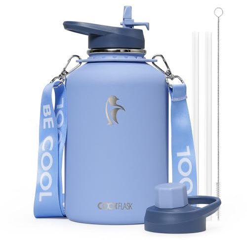 Coolflask Botella de agua de 64 onzas con correa, jarra de agua grande aislada de medio galón con popote y tapas de boquilla, termo de metal de acero inoxidable, mantiene el frío 48 horas caliente 24