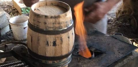MAAJ® getoastetes=ausgebranntes WEINFASS/WHISKYFASS/SCHNAPSFASS WINZER-BÖTTCHER-QUALITÄT AUS FRANZÖSICHER EICHE - MADE IN PORTUGAL (3 L)