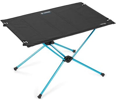 Helinox Table One Hardtop | Die zusätzliche Stabilität Einer harten Oberfläche Macht diesen ausgesprochen gut verstaubaren Reisetisch außergewöhnlich vielseitig (Black)