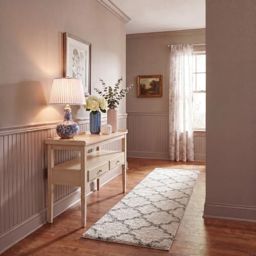 SAFAVIEH Hudson Shag Runner Rug 2'3x8', Plush Trellis Ivory & Grey SGH282A