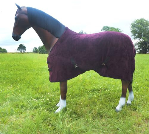 Brama-West - Abschwitzdecke Pferd aus weichem Plüsch | mit Frontverschlüssen & Bauchkreuzgurt | Pferdedecke Transportdecke | Bordeaux, Gr. 135