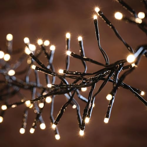 Lights4fun Lichterkette beleuchtet mit 720 warmweißen LEDs | Strombetrieben mit Kabel | Weihnachtsbeleuchtung Weihnachten Weihnachtsbaum Tannenbaum Deko | Innen & Außen | Länge 7 m