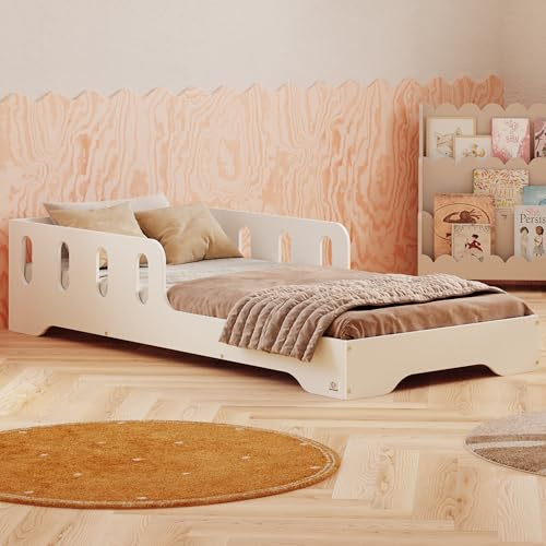 smartwood Kinderbett 100x190 cm mit Rausfallschutz, Holz, Weiß, TILA 6 | Montessori Bodenbett, Lattenrost bis 230 kg, FSC-Zertifikat, abgerundete Kanten, Einfache Montage, ab 3 Jahren, 103x193x40 cm