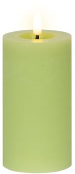 Lumineo LED Kerze mit Timerfunktion 7x15cm Wachs - flackernde Flamme Effekt - Echtwachskerze batteriebetrieben - Wachskerze Stumpenkerze Rustik Hellgrün Warmweiß