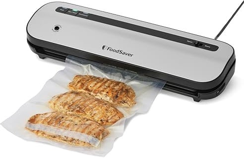 Selladora al vacío FoodSaver | Mantiene el alimento fresco hasta 5 veces más* | Ahorra un 50% más espacio** | 1 rollo (28cm x 2,43m), 2 bolsas de sellado (0,94L), 2 bolsas con cierre (0,94L) | VS1290X