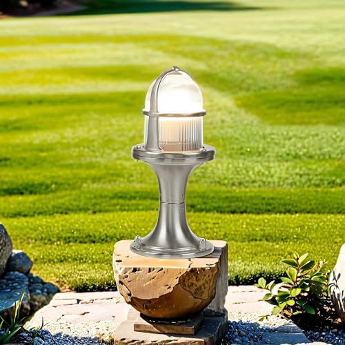 Licht-Erlebnisse Sockelleuchte Außen aus Echt-Messing antik in Nickel-matt wertig IP54 E27 maritim für Wege Garten Terrasse Außenlampe Stehleuchte Weglampe Sockellampe