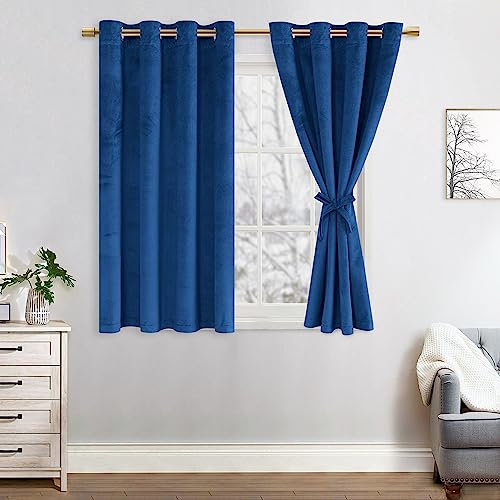 JIUZHEN Verdunklungsvorhang aus Samt,2er Set weiche blickdichte Gardinen mit Ösen für Schlafzimmer,140x145cm (Breite x Höhe),Marineblaue