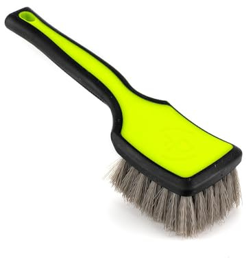 Detail Factory ProGrip Cepillo para neumáticos, mango ergonómico ProGrip, cerdas sintéticas duras, diseño ergonómico para limpieza fácil de los neumáticos, negro/verde fluorescente (Octane Ectoplasm)