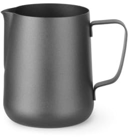 HENDI Milchkanne, Milchkännchen, Milchschaumkännchen, für Cappuccino oder Latte Art, ⌀90x(H)112mm, 0.6L, 18/10 Edelstahl, Schwarz