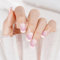 TOMICCA 24 Pièces Faux Ongles Court, Acryliques Pleine Couverture, Capsule Français Ongles, Gradient French Ongles Artificiels, DIY Nail Art Décoration pour Femmes et Filles