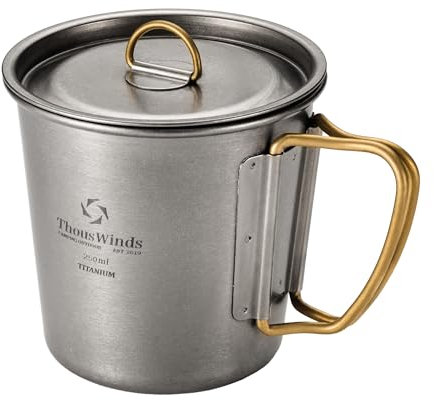 Thous Winds Titan Outdoor Tasse 250ml, Titan Camping Becher mit Deckel & Klappgriffen – Tragbare Becher Leichter Kaffeebecher für Camping, Wandern, Trekking, Kochen, Picknick