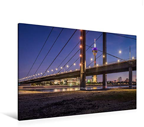 Premium Textil-Leinwand 120 x 80 cm Quer-Format Düsseldorf am Rheinufer bei Nacht | Wandbild, HD-Bild auf Keilrahmen, Fertigbild auf hochwertigem Vlies, Leinwanddruck von Alexander Gründel