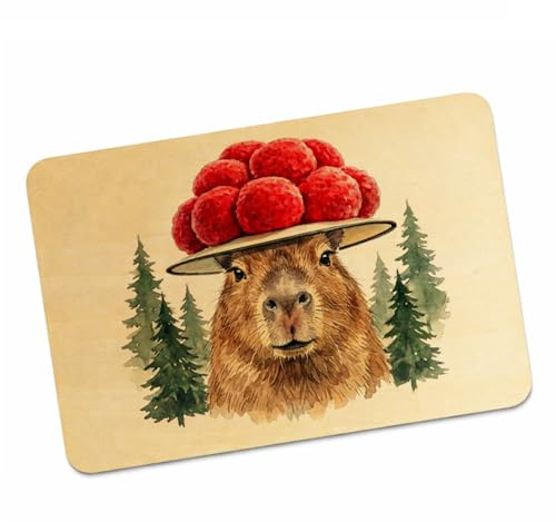 speecheese Postkarte aus Holz Capybara mit Bollenhut, Schwarzwald, lustig | Lustige Holzpostkarte als Grußkarte für Tierliebhaber und Schwarzwald-Fans, beschreibbar, als Kompaktbrief versendbar.