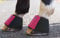 Shires Arma Neopren-Hufglocken – Raspberry Extra Full