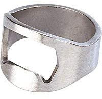infactory Ring Bieröffner: Flaschenöffner-Ring mit 20mm Innen-Durchmesser (Flaschenöffner Ring Herren, Flaschenöffnerring, Scherzartikel)