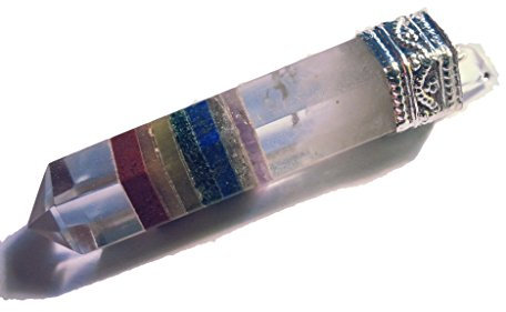 Unbekannt Colgante de cristal de roca con 7 piedras de chakra en el centro.