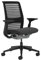 Steelcase Think Ergonomischer Bürostuhl mit LiveBack Lendenwirbelstütze, 4D-Armlehnen, nachhaltiges Design, Schwarz