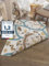 pourlea® Teppich Kinderzimmer beidseitig bespielbar | ÖkoTex Kinderteppich Beige | Spielteppich 140x200 cm | Wendbarer Safari & Autoteppich | Straßenteppich zum Spielen & Lernen für Junge & Mädchen