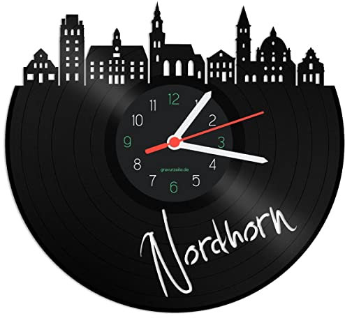 GRAVURZEILE Schallplattenuhr - Skyline Nordhorn - Wanduhr aus gegossenem Vinyl mit Stadt Skyline 30 cm - Upcycling Designer Uhr - Moderne Wanduhr im Retro Vintage Style - Made in Germany