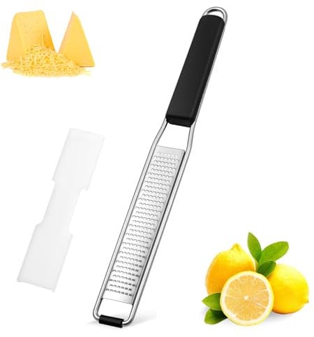 Diboniur Râpe Fromage, Zesteur pour Agrumes Parmesan Gingembre Chocolat, Râpe Alimentaire en Acier Inoxydable, avec Couvercle de Protection et Brosse de Nettoyage, Argenté