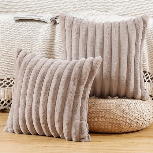 Madizz 2er Set Kunstpelz Plüsch Dekorative Kissenbezüge Flauschig Gestreifte Weich Dekorative Kissenbezug für Sofa Schlafzimmer Kissen Shell Taupe 65 x 65 cm