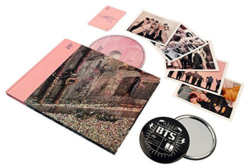 BTS - Wings : You Never Walk Alone [ RIGHT Ver. ] CD + Photobook + Photocard + FREE GIFT / K-POP Sealed