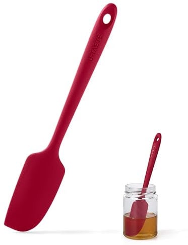U-Taste 22.7cm Small Silicone Spatula: 315℃ Heat Resistant Non-Stick Flexible Seamless Mini Spatula, Baking Cooking Kitchen Utensil for Mixing Stirring Scraping Fits in Small Containers (Red)