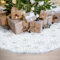 GIGALUMI Weihnachtsbaumdecke, 120 cm Weihnachtsbaumrock, Weiß und Silber, Weihnachtsbaummatte, schneeweißes Kunstfell, Baumrock für Weihnachten, Baum, Zuhause, Party, Dekorationen (weiß/Silber)