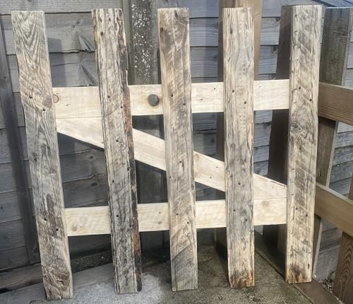 Flat top Wooden garden picket gate handmade,Treated Wood, Rustic 90 x 90 cm, 3ft x 3ft Pre-assembled light weight 6kg (Colour and pattern may vary)