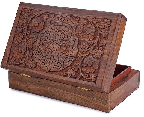 Ajuny Handgeschnitzte Dekorative Schatztruhe aus Holz mit Totenkopf Design Vielseitig Verwendbar Aufbewahrungsbox für Schmuck Organizer Andenken Uhrenbox Geschenke Braun 8x5 Zoll