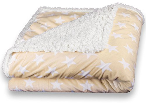 CelinaTex Kuscheldecke 150 x 200 cm beige weiß Stars Felldecke Imitat Wendedecke Nicki Fell Optik Fleece Wohndecke, Sofadecke, Geschenk für Frauen, warm - Oeko-TEX Fantasia