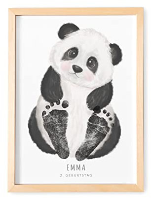 DEL MÀ Unique & Personal Baby Fußabdruck Bild Mit Rahmen Personalisiertes Tier Poster Für Babyzimmer Kinderzimmer (OHNE FARBE) (Panda, DIN A3 | Fußlänge 9-16cm | Alter 6 Mon. - 4 Jahre)