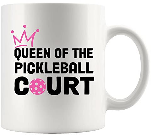 Panvola Tasse en céramique avec inscription « Queen of the Pickleball Court » - Cadeau pour les amateurs de pickleball - 325 ml - Blanc