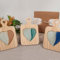 Doni Bomboniere Matrimonio 3PZ Tagliere Rettangolare con Manico Nozze Utili Amore Romantiche Anniversario Cucina Decorativo Intaglio A Forma di Cuore al Centro c'è Un Bellissimo in Vetro Assortito