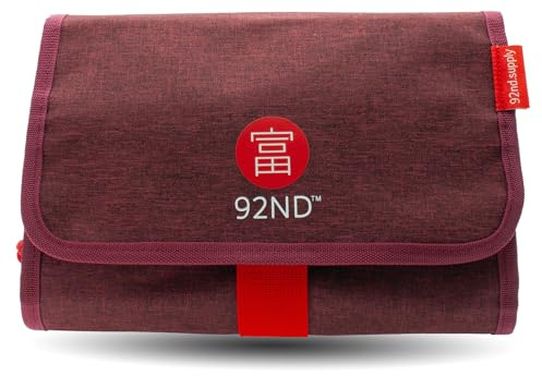 92ND.Supply Washroll Toilettentasche zum Aufhängen für Damen und Herren, wasserabweisend, 4 L, mit verschließbarer Aufhängeschlaufe, Ring und abnehmbarem Unterfach, Rot