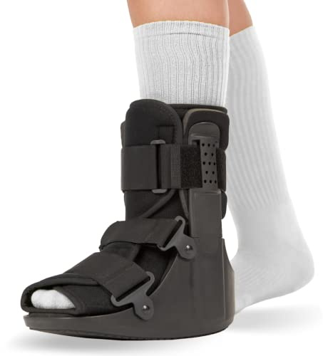 BraceAbility Short Walking Boot - Orthopedic Medical Walker Cast for Broken Toe Injuries, Sprained Ankles, Metatarsal Stress, Post-Op Support Left or Right Foot Fracture Shoe Fits Men and Women (M)