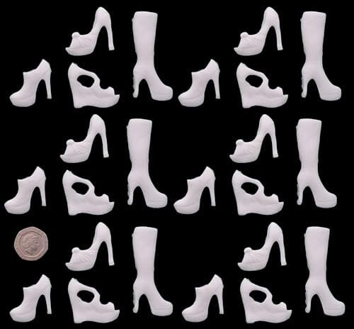 30 x Edible 3D Shoes and Boots icing toppers, cake cupcakes decorations (Bespoke)