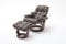 Robas Lund Relaxsessel Calgary XXL mit Hocker, bis 180 kg belastbar, Echtleder braun, Gestell Holz walnuss