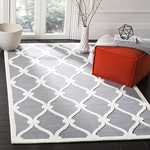 SAFAVIEH Modern Teppich für Wohnzimmer, Esszimmer, Schlafzimmer - Cambridge Collection, Kurzer Flor, Dunkelgrau und Elfenbein, 122 X 183 cm