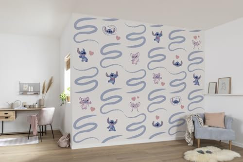 Komar Papier peint photo non tissé - Lilo et Stitch Be Kind - Dimensions : 300 x 250 cm - Disney - Papier peint pour chambre d'enfant