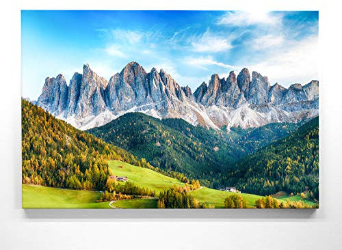 Atemberaubende Leinwand Bergbilder - Santa Maddalena - als 120x80cm großes XXL Leinwandbild. Wandbild als Hintergrund und Deko für Wohnzimmer & Schlafzimmer. Aufgespannt auf Holzrahmen