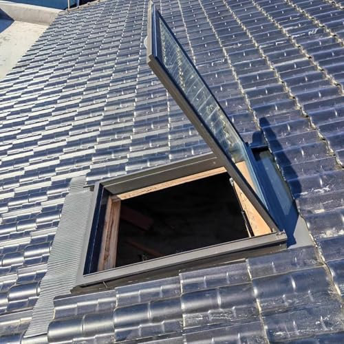 Toit Fenêtre de toit Fenêtres de toit 60/70/80cm avec verre trempé, Grand toit personnalisable pour toit incliné et plat, Heavy Duty Egress Skylight pour le grenier/sous-sol(60x65cm/23.6x25.6inch)